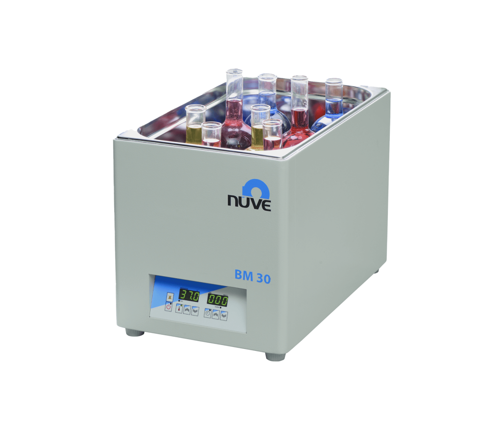 Baño Maria con Circulacion Interna Mod BM-30 Marca Nuve